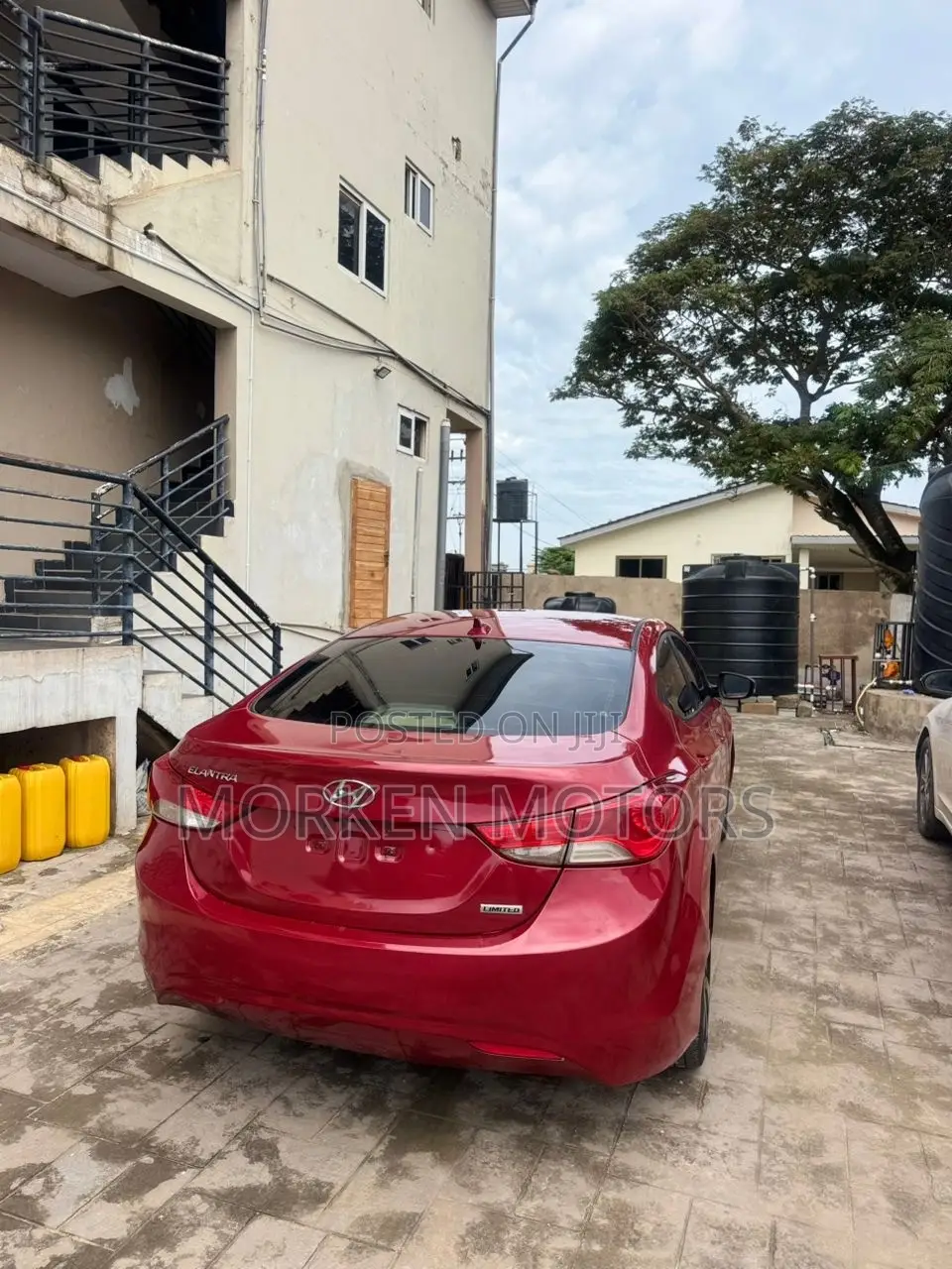 Hyundai Elantra Limited Sedan FWD (1.8L 4cyl 6A) 2013 Red