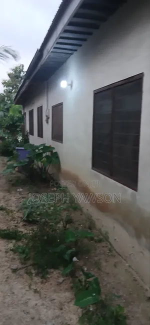 4bdrm House in Asokore Mampong Municipal for sale