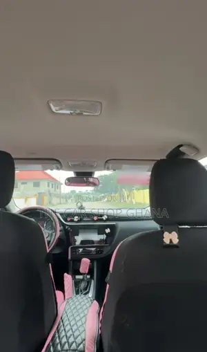 Toyota Corolla LE (1.8L 4cyl 2A) 2018 Black