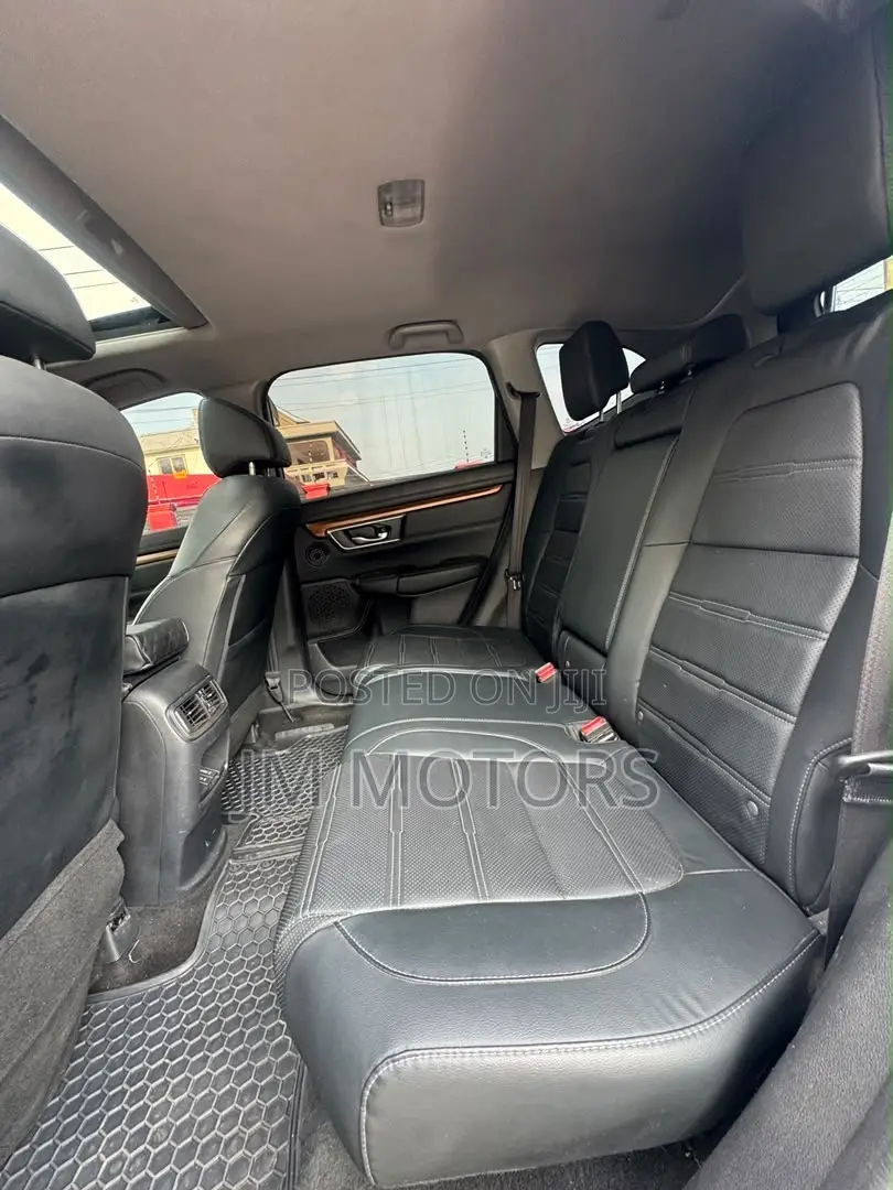Honda CR-V Touring AWD 2019 Silver