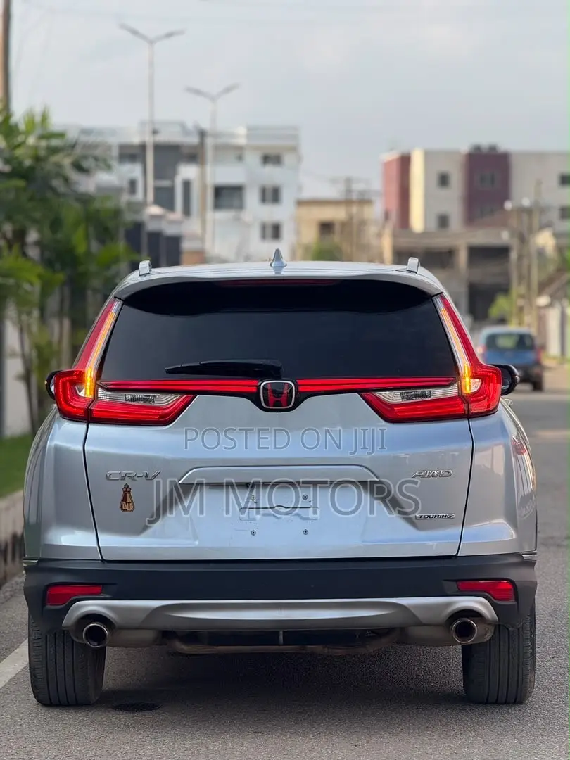 Honda CR-V Touring AWD 2019 Silver