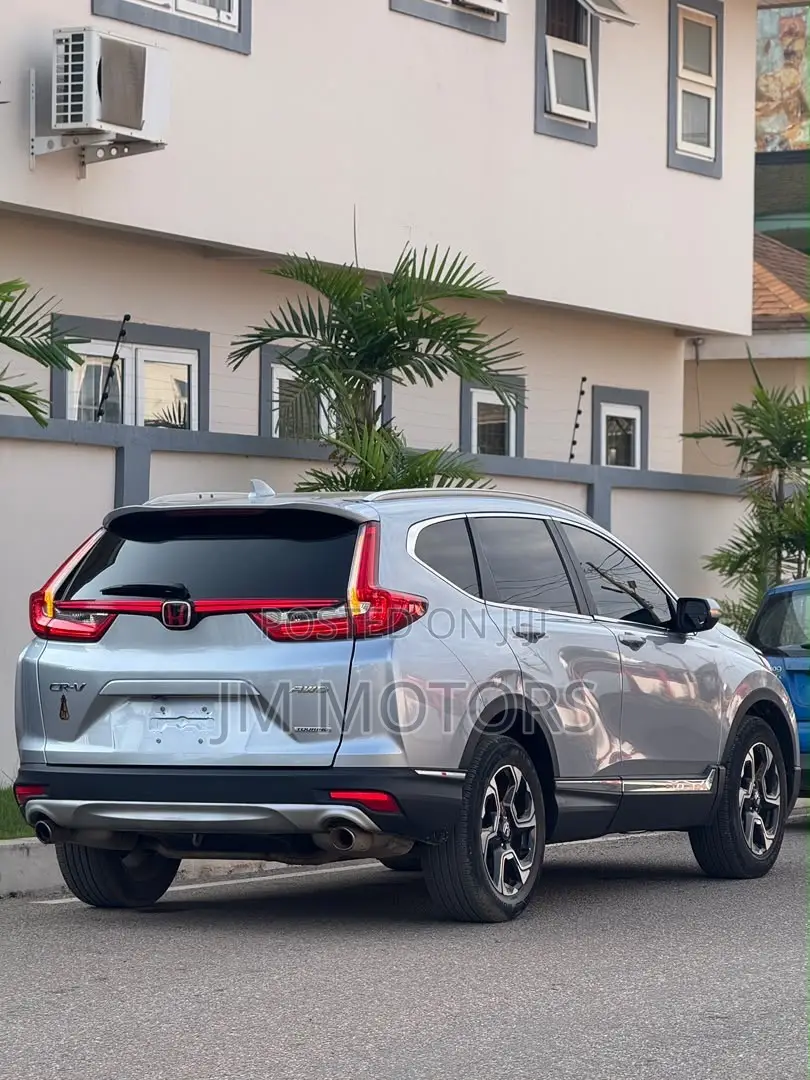 Honda CR-V Touring AWD 2019 Silver