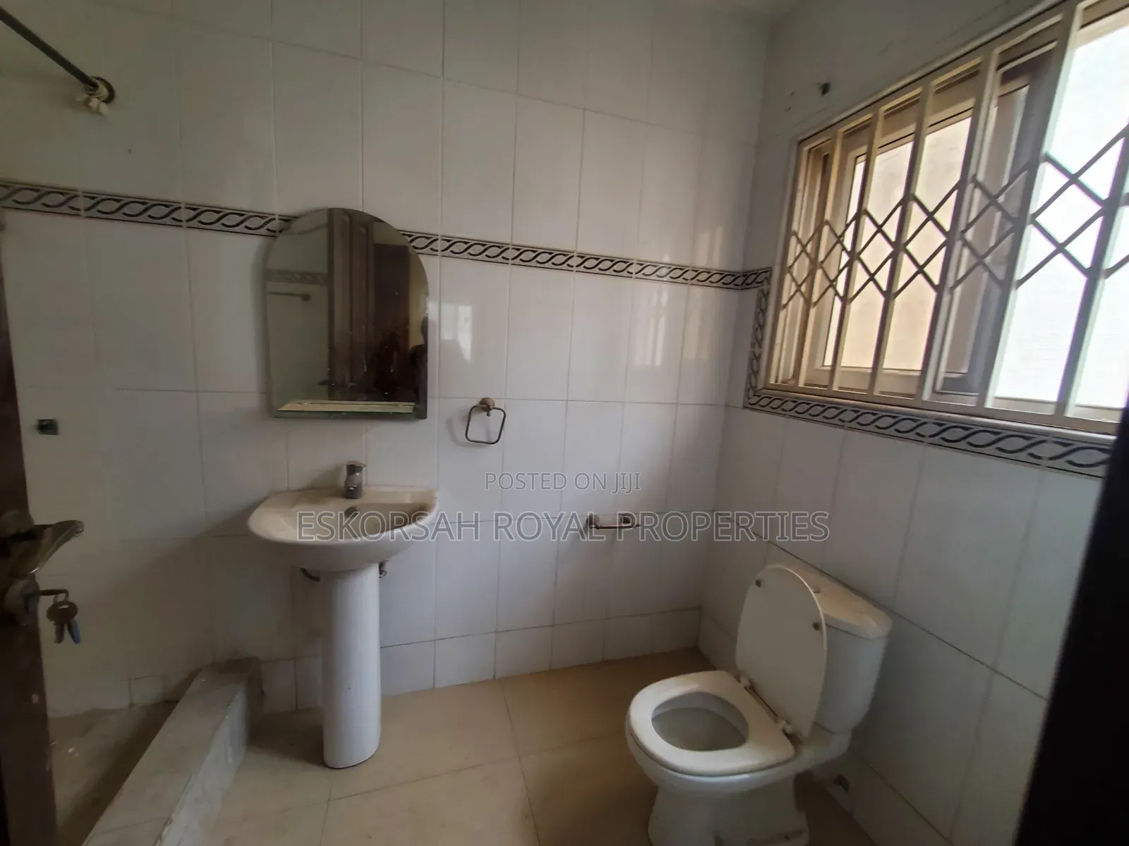 4bdrm House in East Legon, Ability for rent