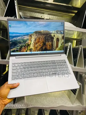 Laptop HP ZBook Power G7 16GB Intel Core i9 SSD 512GB
