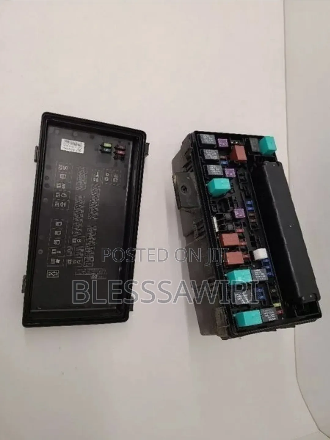 2013-2017 Honda Odyssey Engine Side Fuse Box Assembly