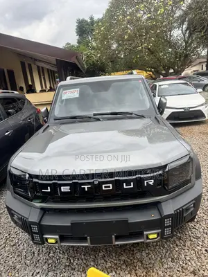 Jetour T2 2.0 Petrol AWD 2025 Silver