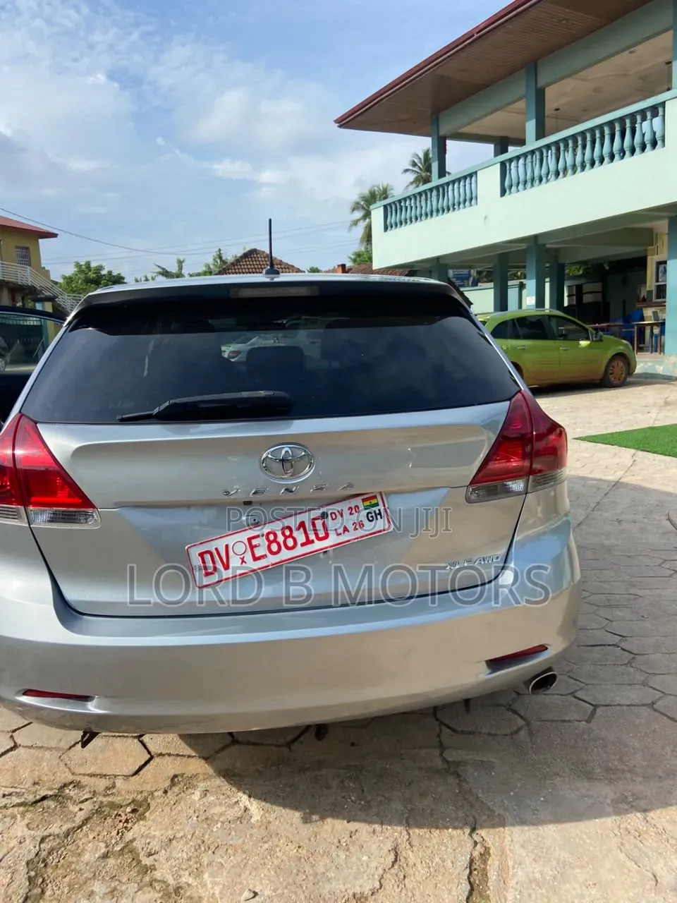 Toyota Venza XLE 4dr Wagon (2.7L 4cyl 6A) 2015 Silver