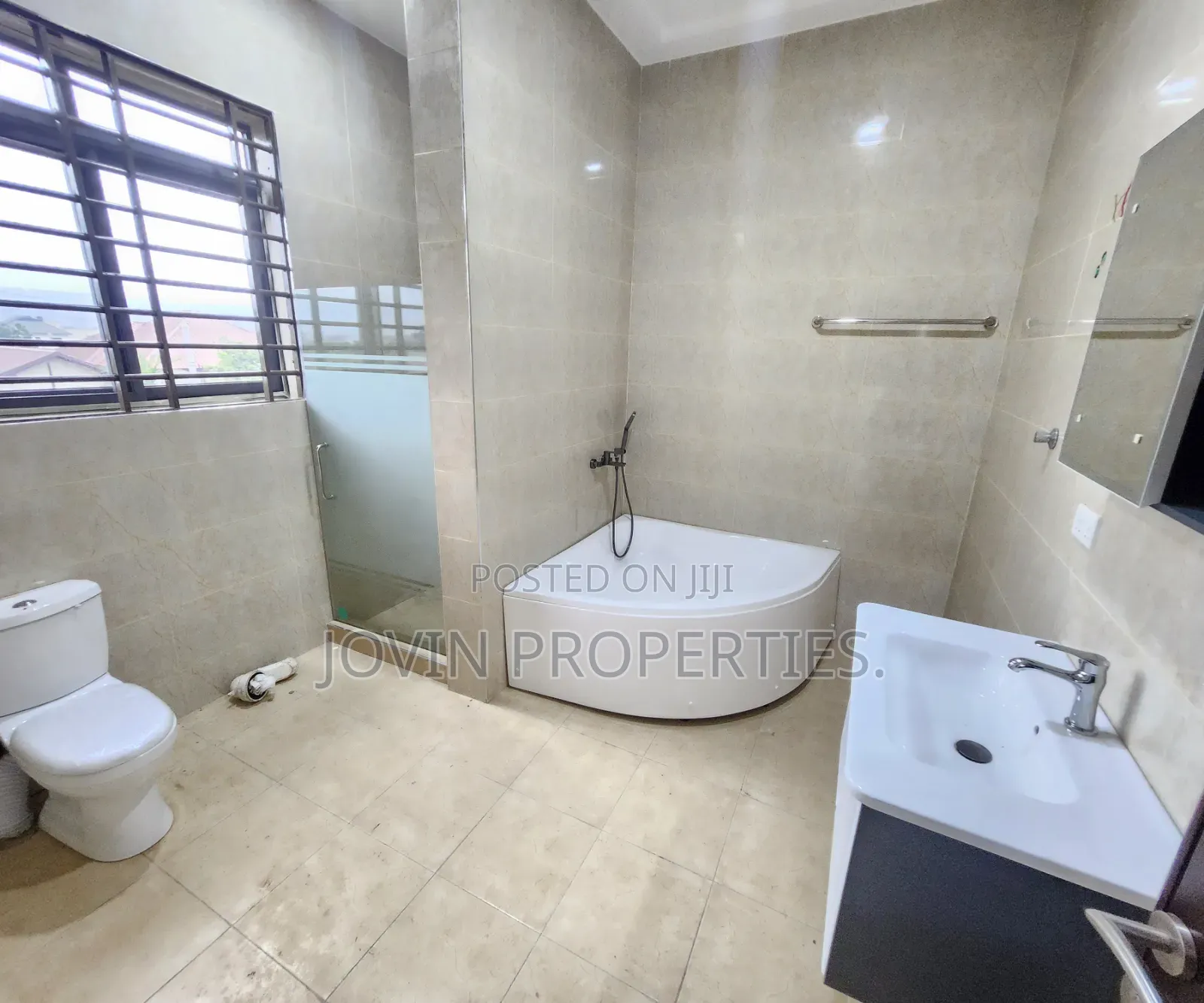 4bdrm House in Jovin Properties, Valley View Area for rent