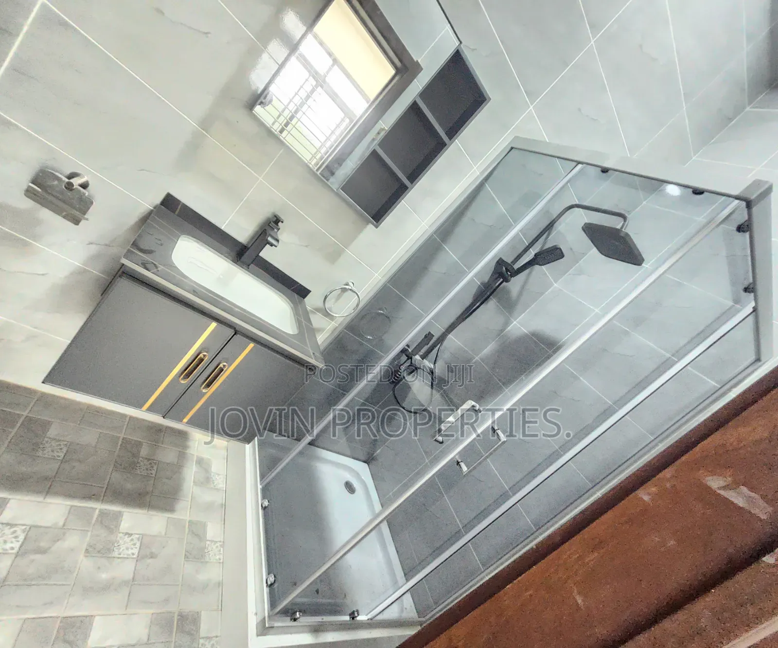 4bdrm House in Jovin Properties, Valley View Area for rent