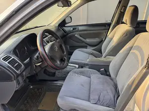 Honda Civic 2004 Silver