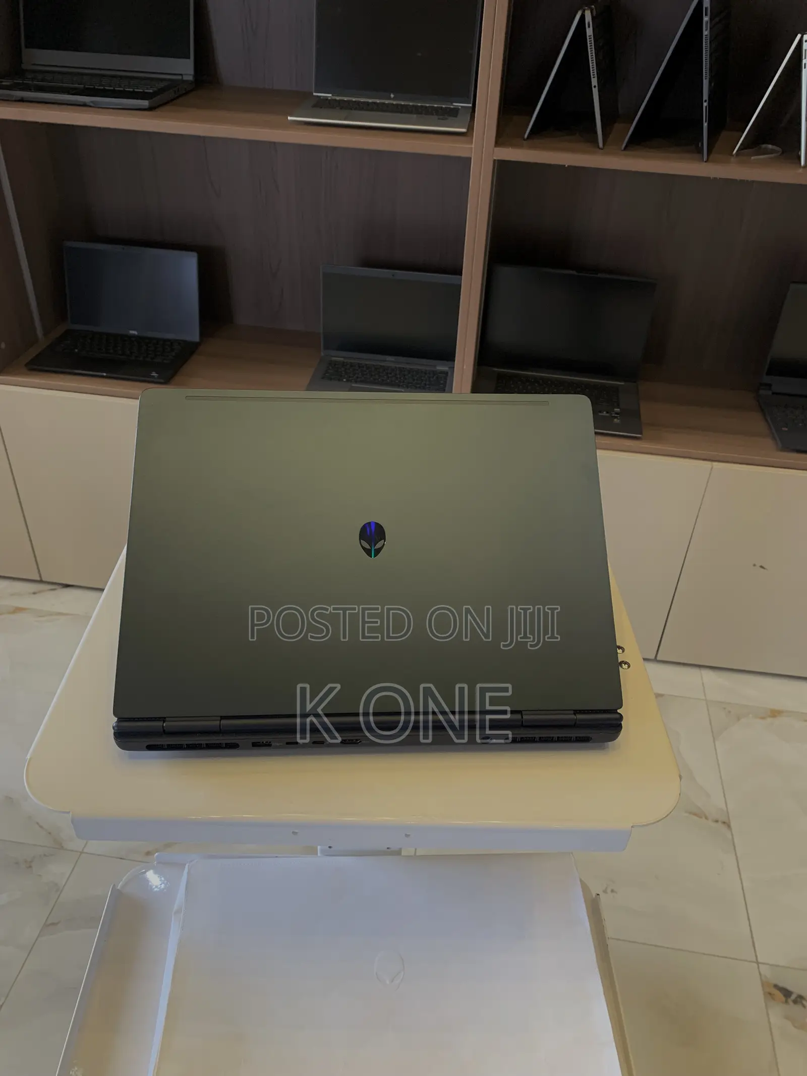 New Laptop Dell 16GB Intel SSD 1T