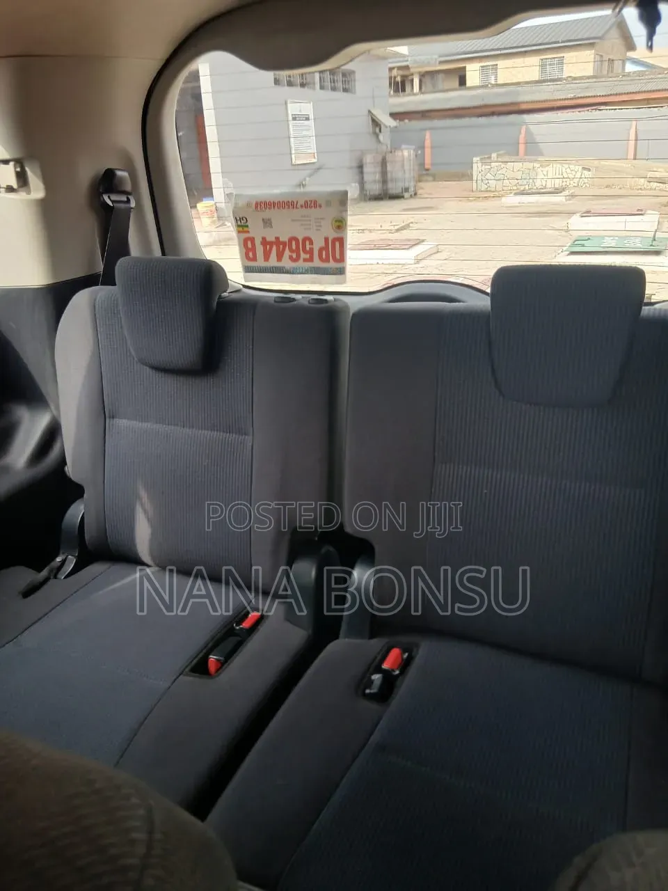 Toyota Voxy 2018 Silver