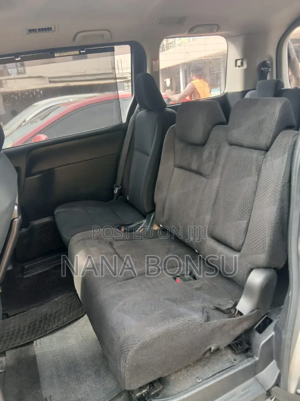 Toyota Voxy 2018 Silver