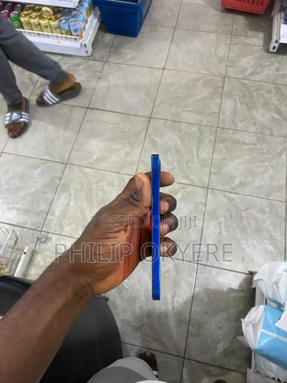 Apple iPhone 12 64 GB Blue