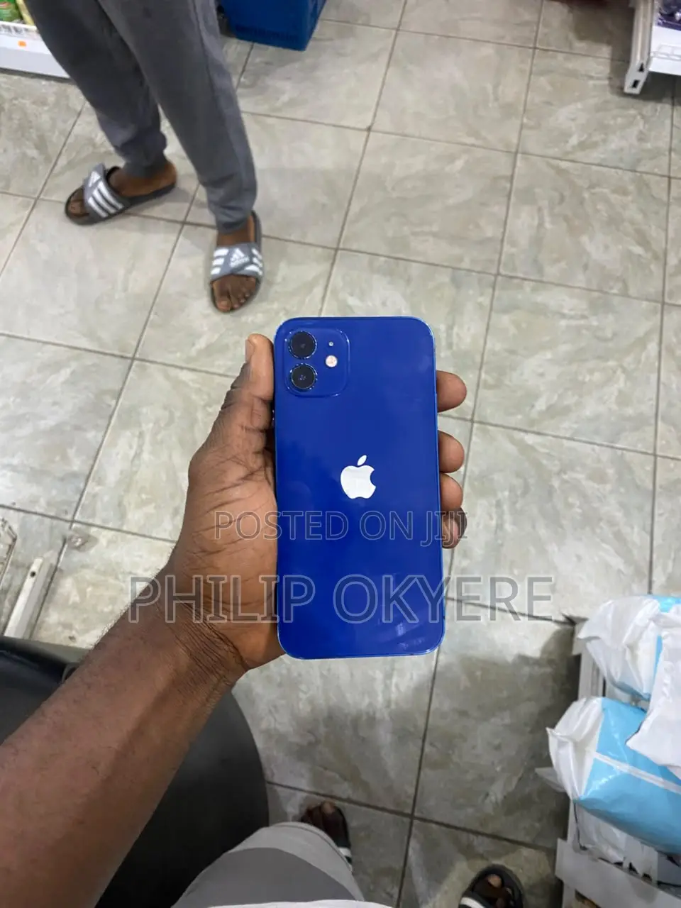 Apple iPhone 12 64 GB Blue