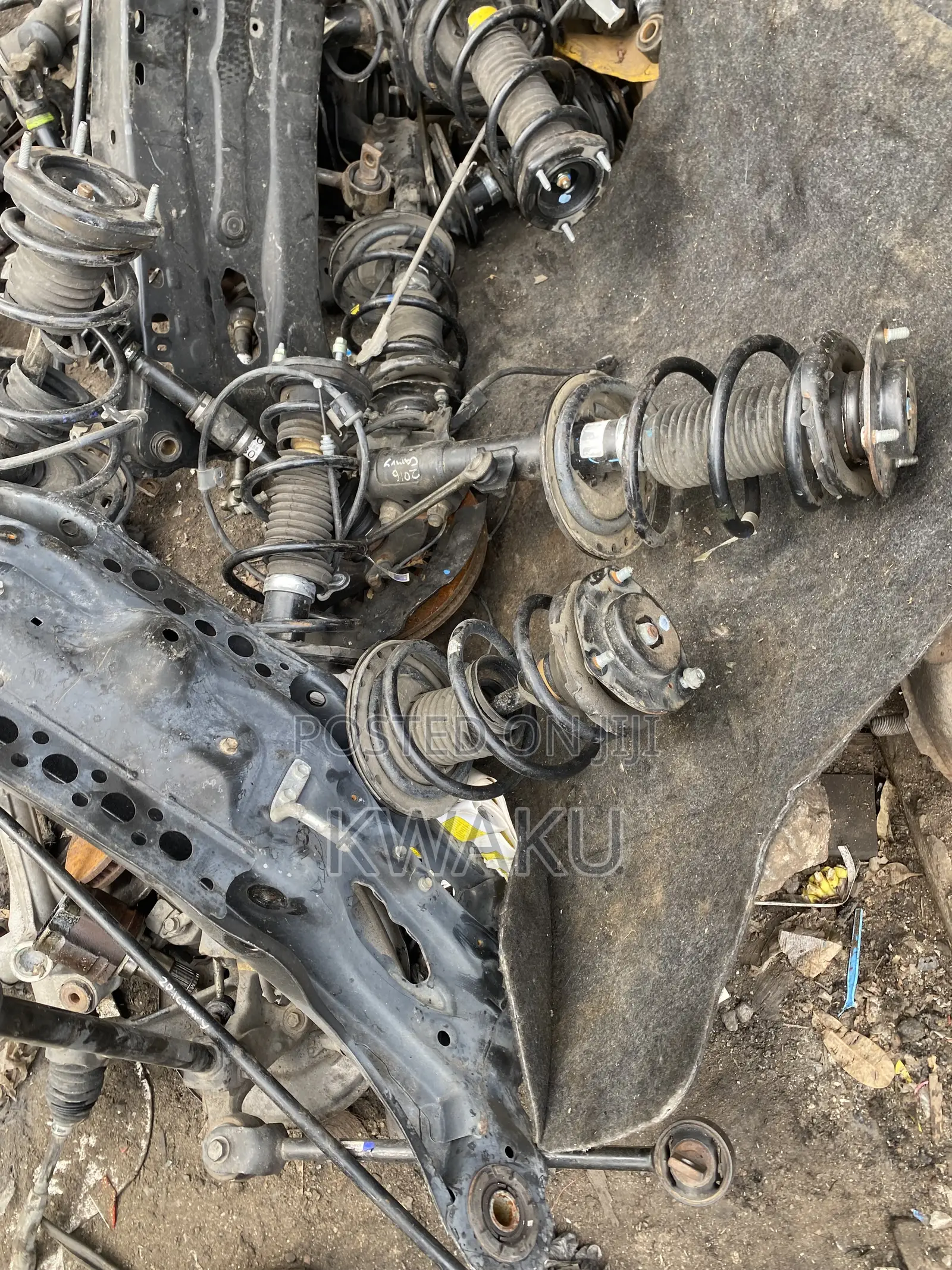 Camry Spider 2012/2013/2014/2016 Shaft Absoerbers/Hubs/Beam/Axle/Rack