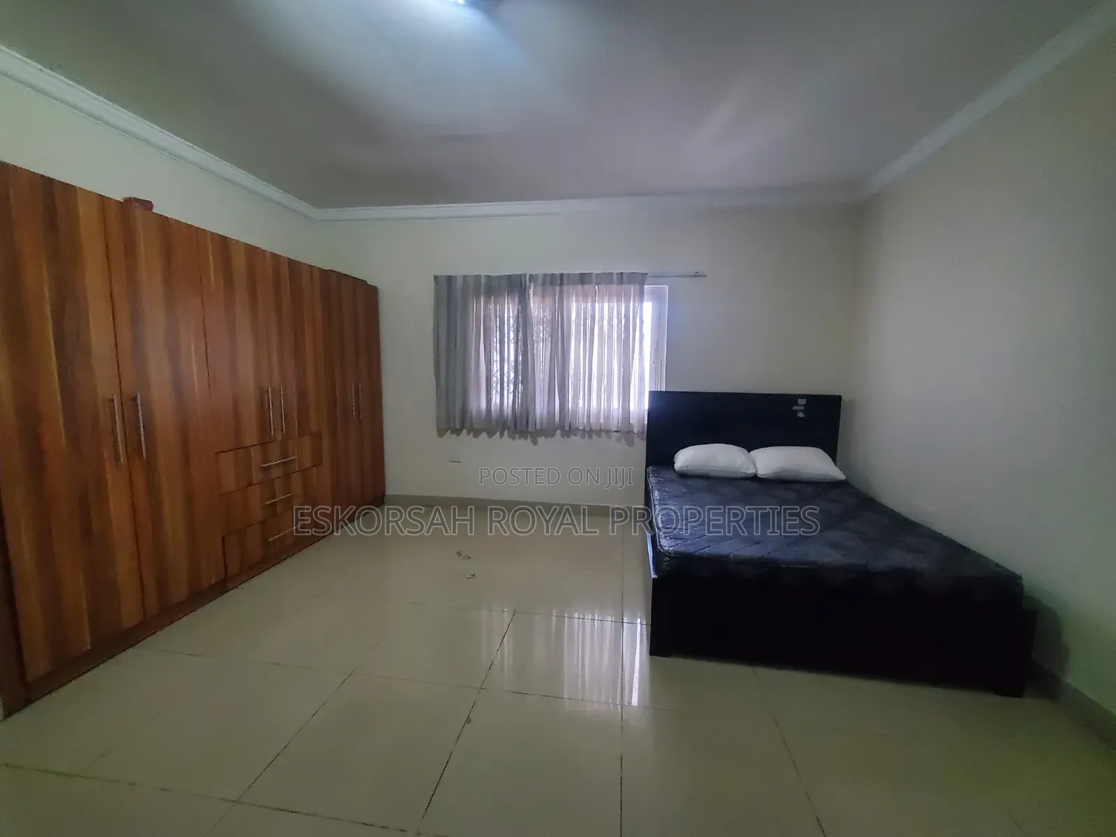 Furnished 3bdrm Apartment in Airport Residential for rent
