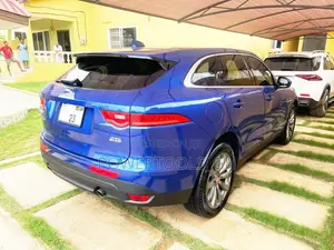 Jaguar F-Pace 2019 Gray