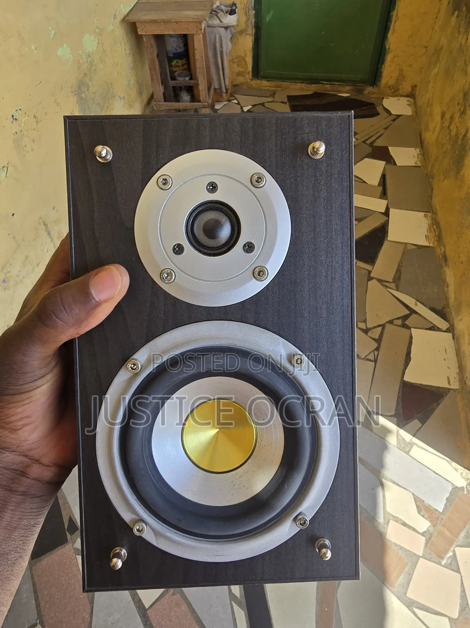 Acoustic Solutions (5.0 Channel) Bookshelf Speakers