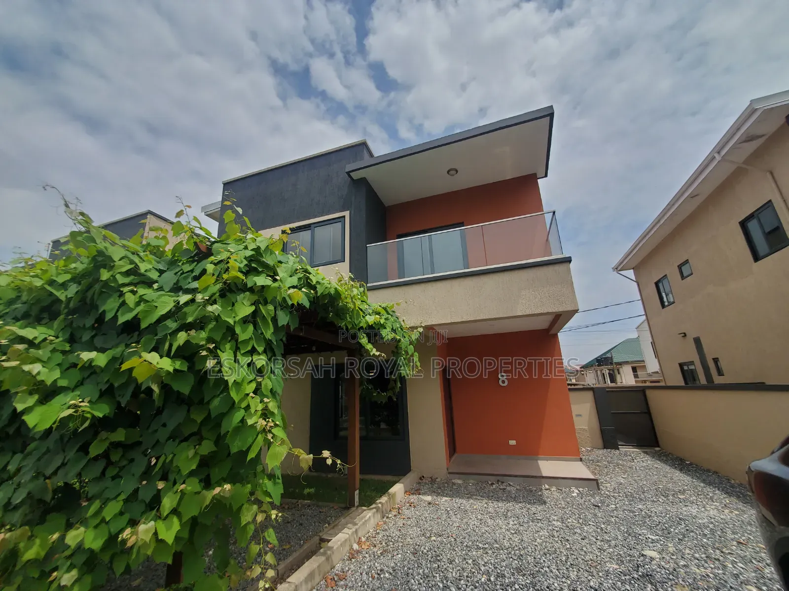 4bdrm House in Oyarifa, Ghana Flag for sale