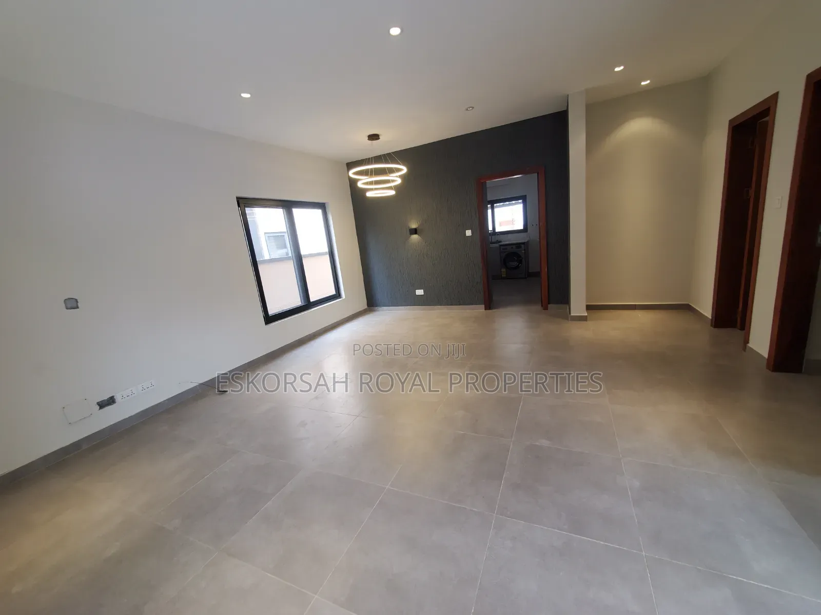 4bdrm House in Oyarifa, Ghana Flag for sale