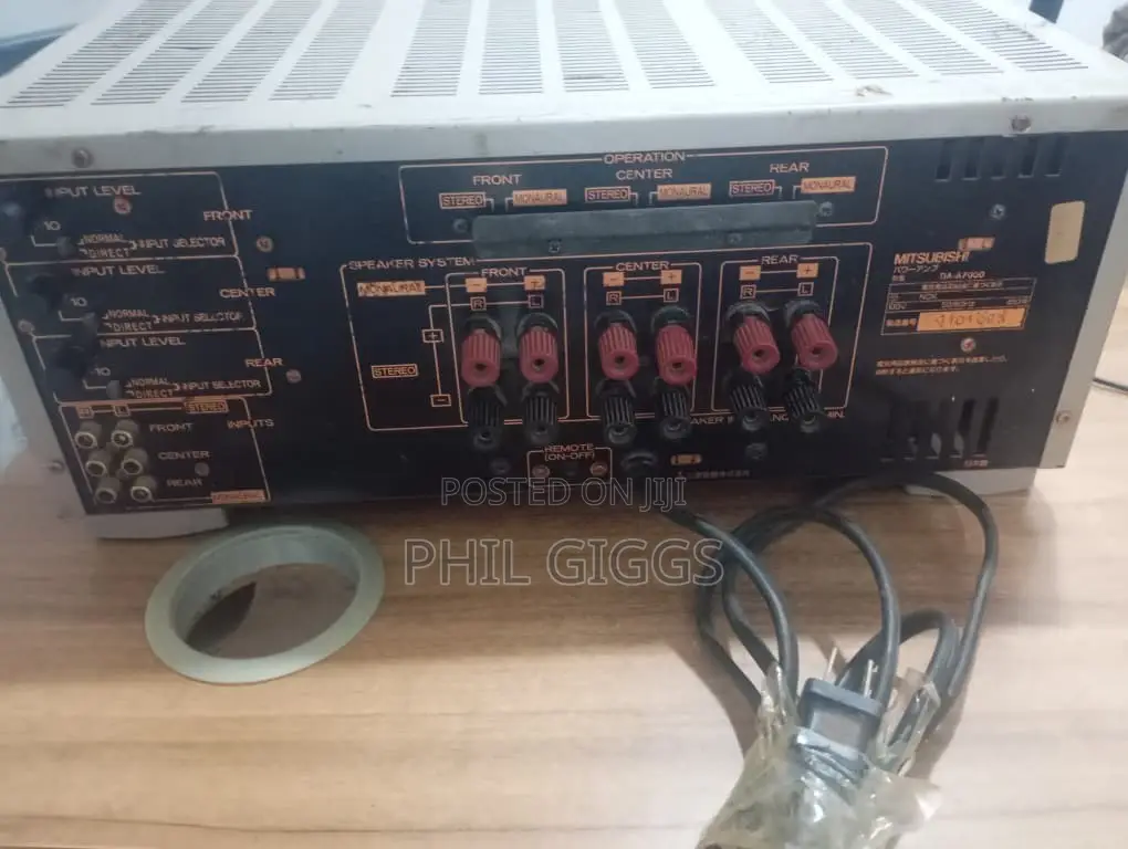 Mitsubishi DA-A7000 6 Channel Power Amplifier