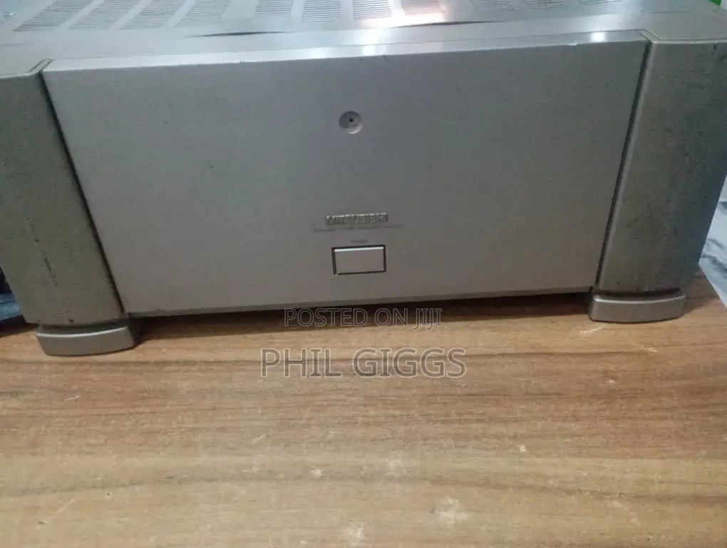 Mitsubishi DA-A7000 6 Channel Power Amplifier