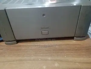 Mitsubishi DA-A7000 6 Channel Power Amplifier
