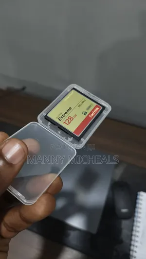 DSLR Camera Sandisk Extreme Memory Card