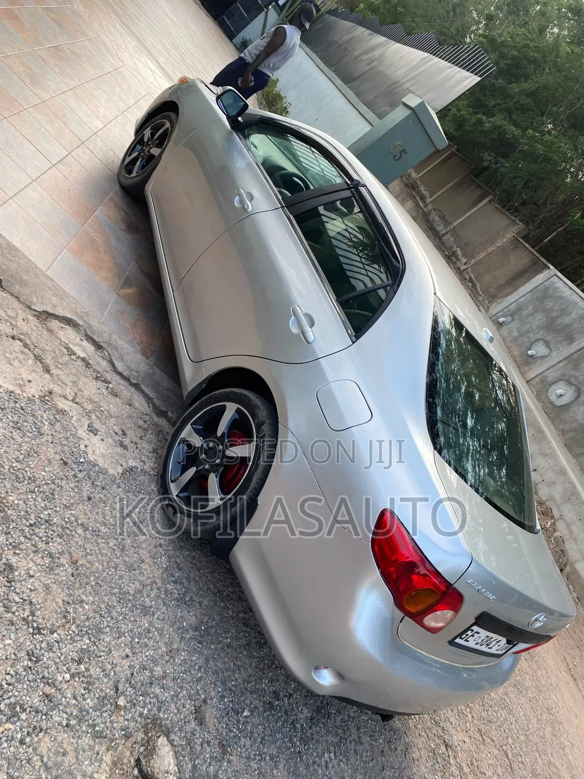Toyota Corolla 2011 Silver