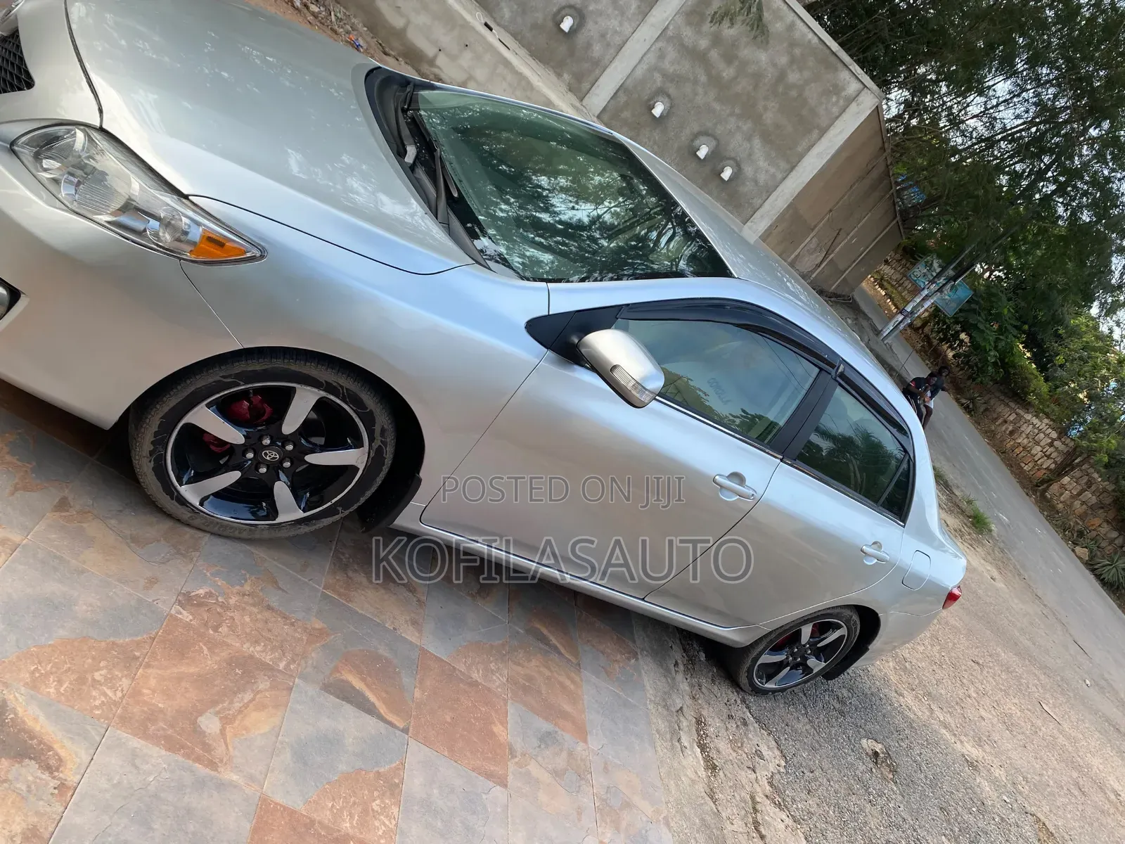 Toyota Corolla 2011 Silver