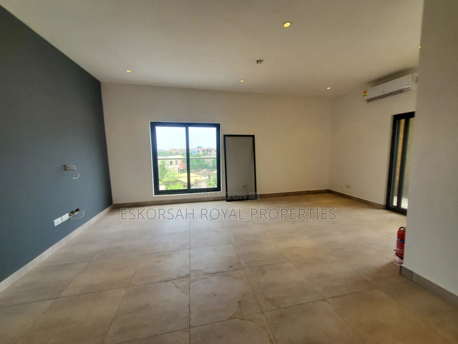 1bdrm Apartment in Oyarifa, Ghana Flag for sale