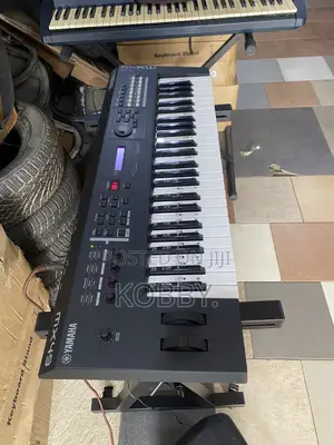 Yamaha Mx61 Keyboard