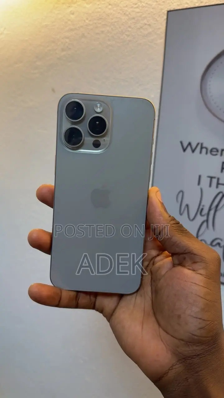 Apple iPhone 15 Pro Max 256 GB Silver