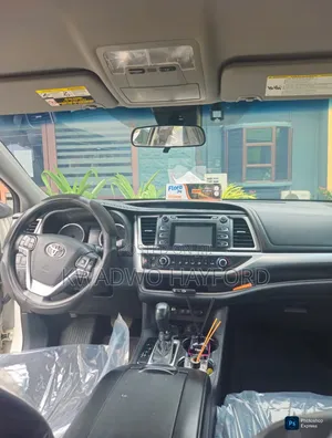 Toyota Highlander 2019 White