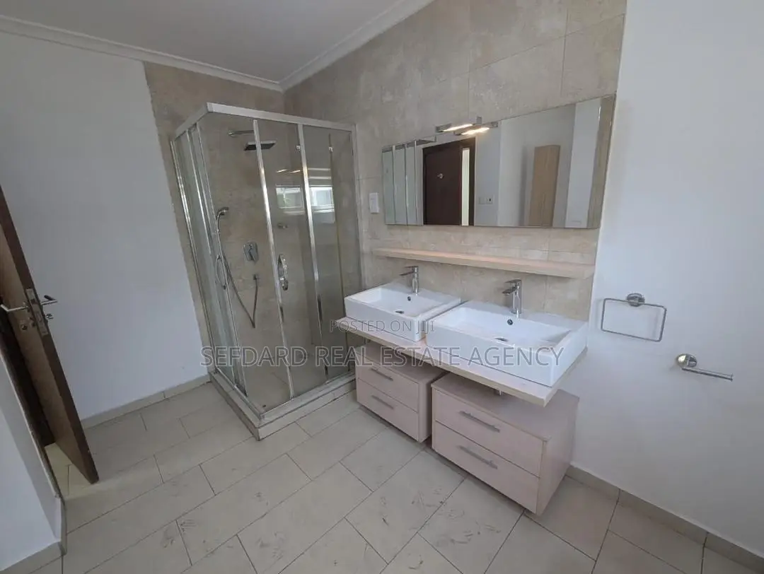 4bdrm House in Sefdard Properties, Cantonments for rent