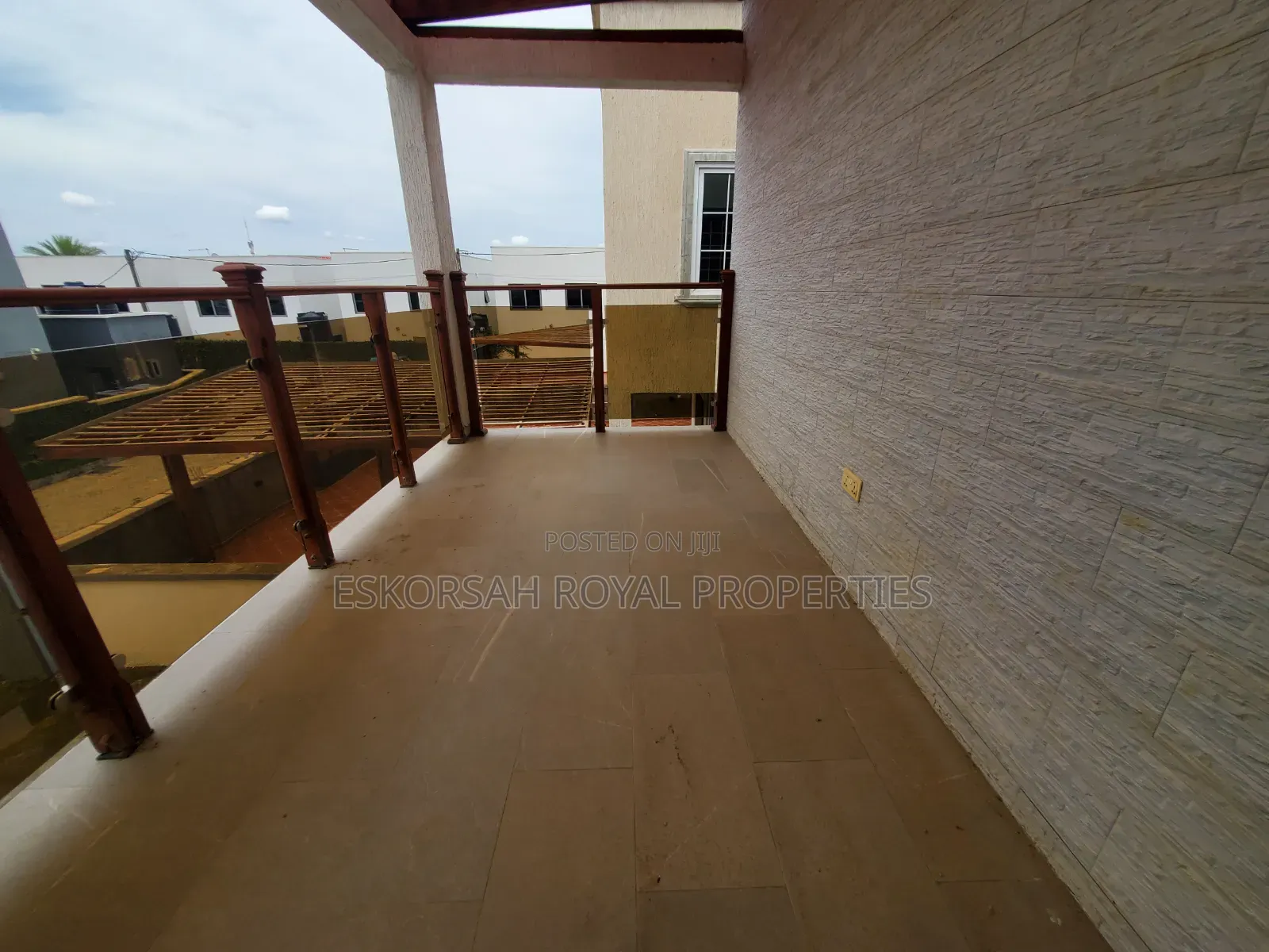 3bdrm House in East Legon, A&C Mall Area for sale
