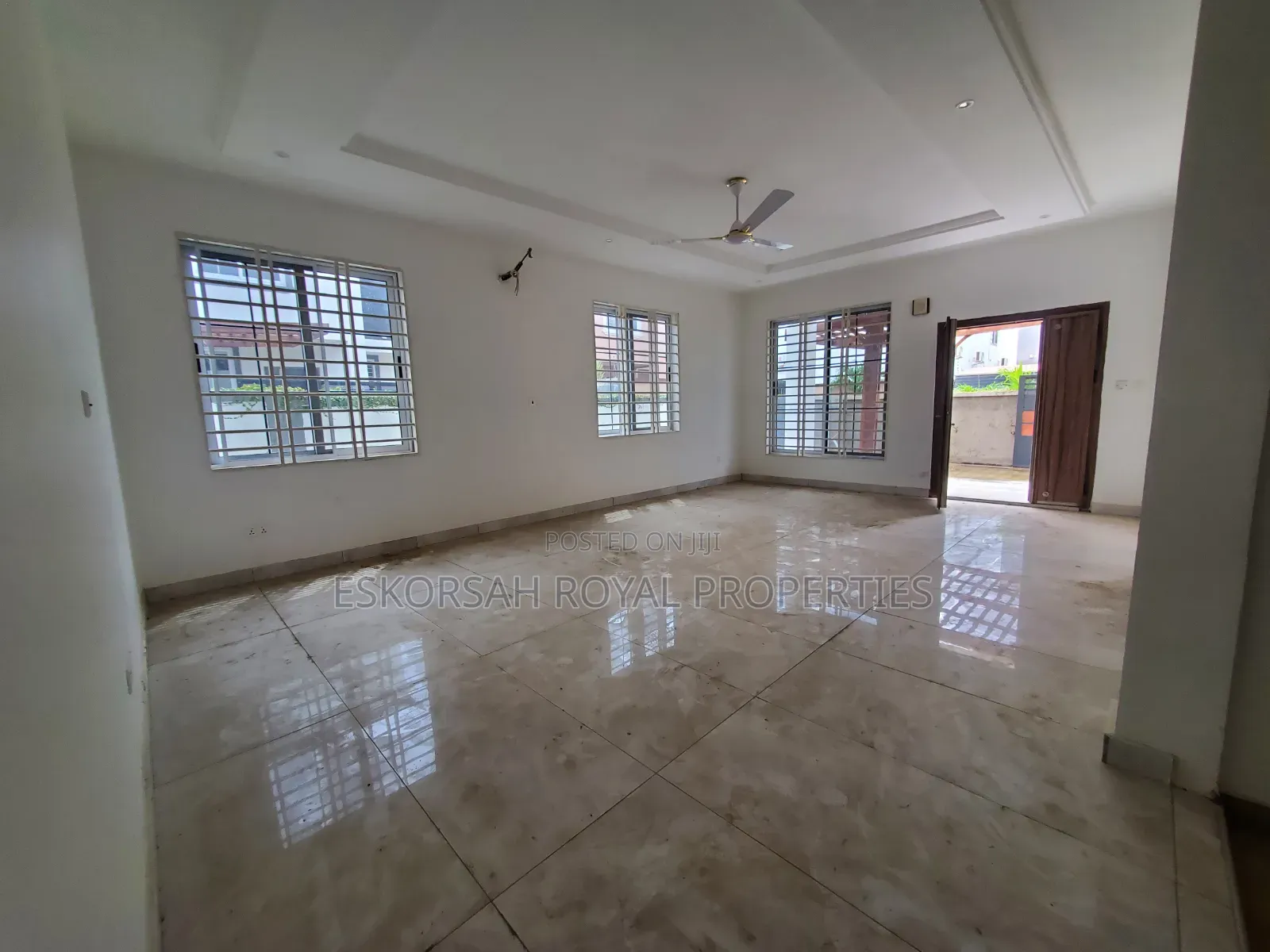 3bdrm House in East Legon, A&C Mall Area for sale