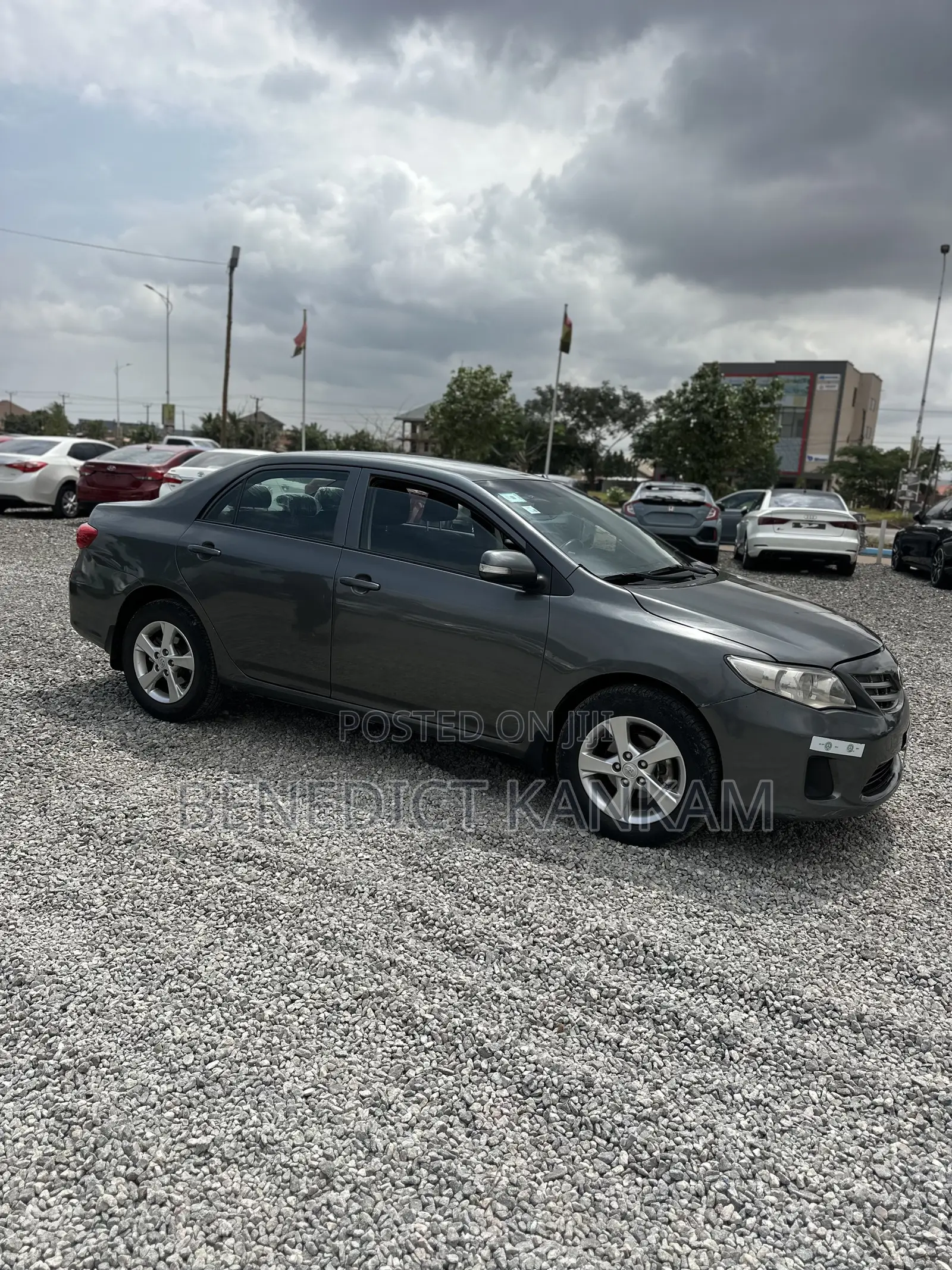 Toyota Corolla S 4dr Sedan (1.8L 4cyl 4A) 2013 Gray