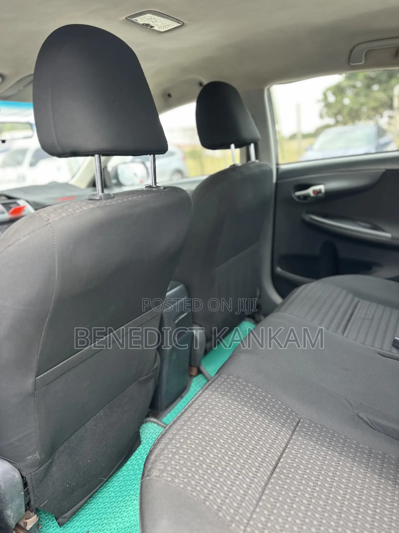 Toyota Corolla S 4dr Sedan (1.8L 4cyl 4A) 2013 Gray
