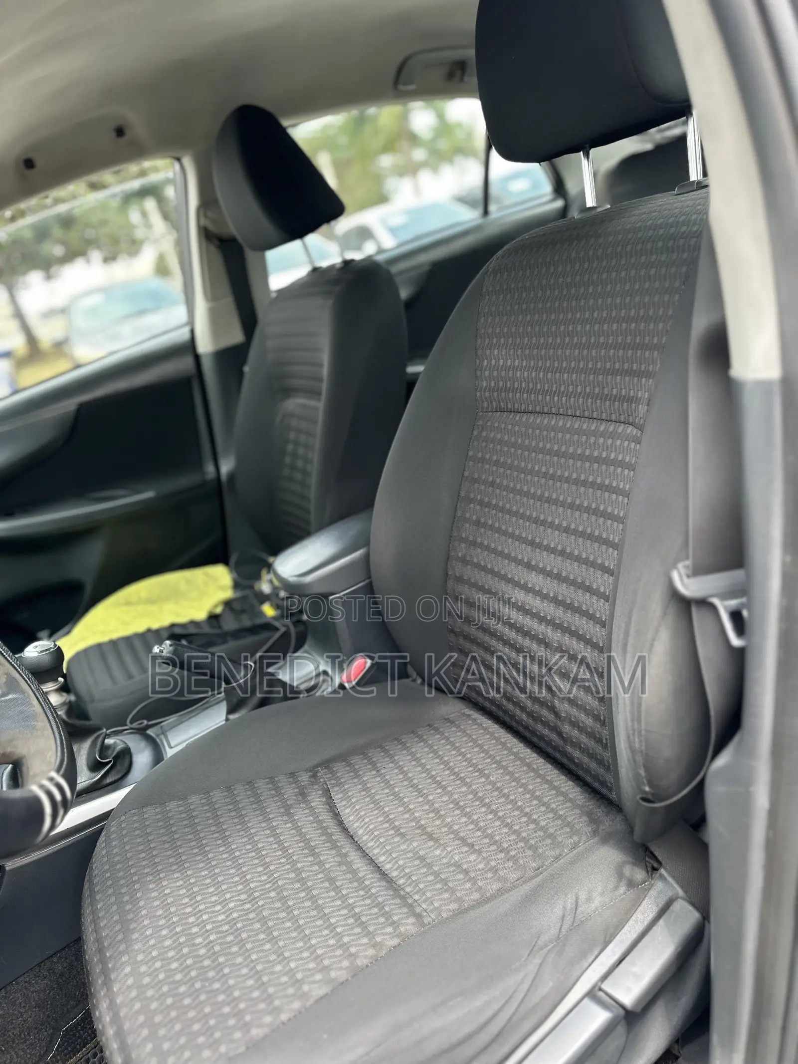 Toyota Corolla S 4dr Sedan (1.8L 4cyl 4A) 2013 Gray