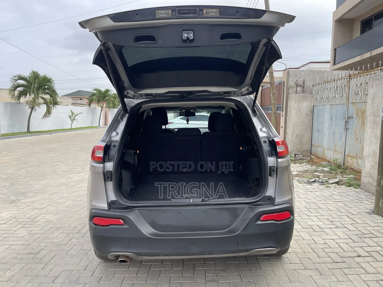 Jeep Cherokee Limited 4x4 2017 Gray