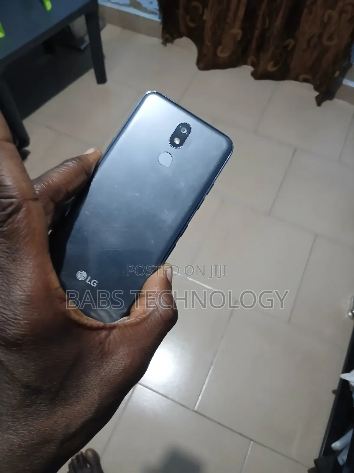 LG K40 32 GB Gray