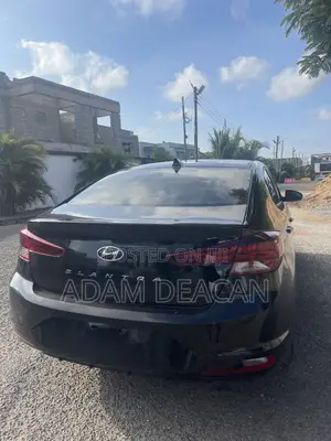 Hyundai Elantra Limited 2020 Black