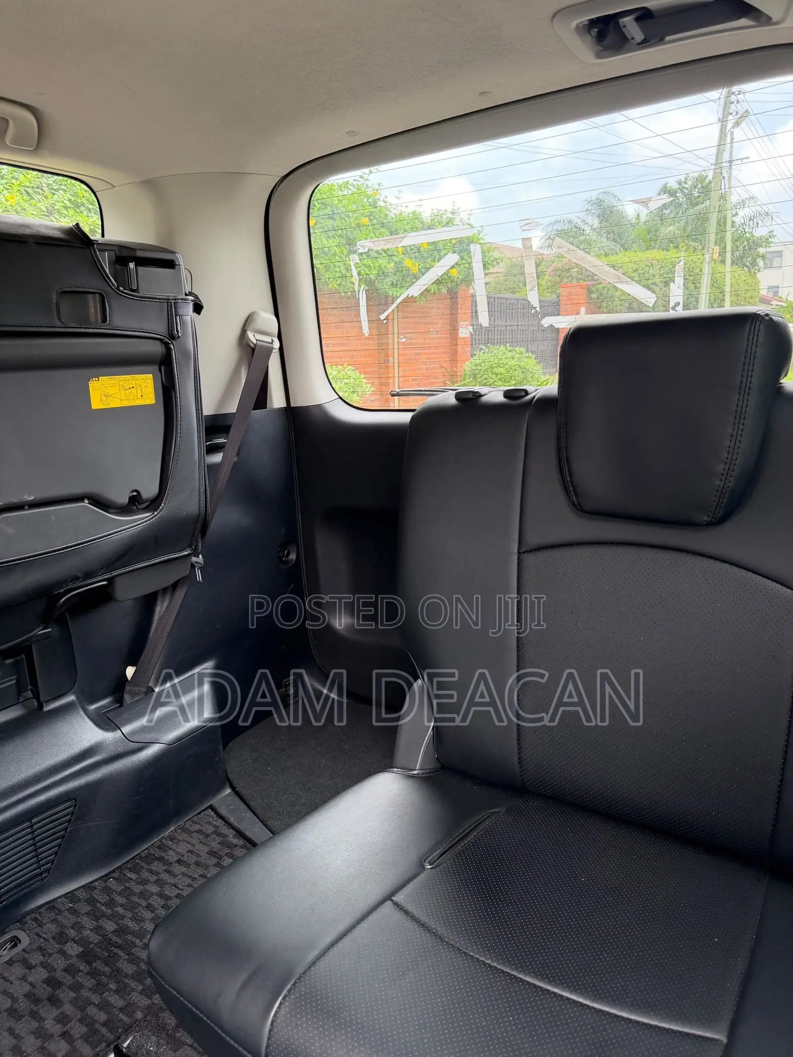 Toyota Voxy 2013 White