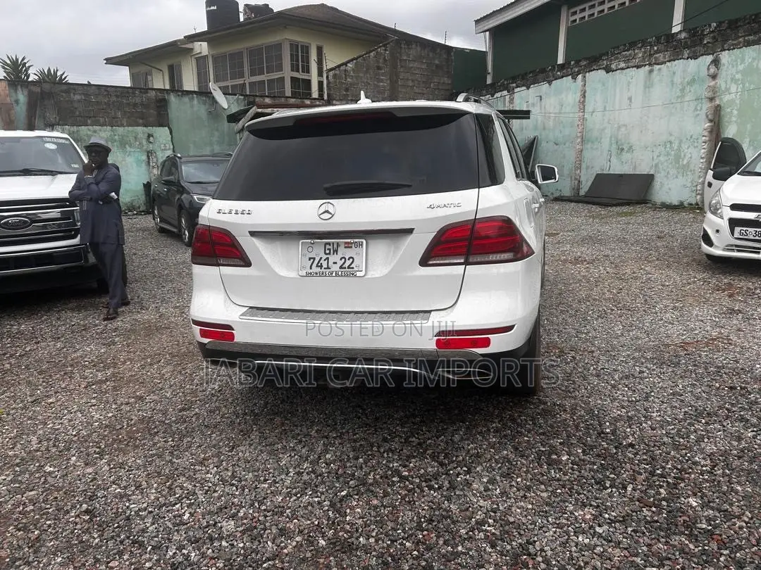 Mercedes-Benz GLE-Class GLE 350 4MATIC 2023 White