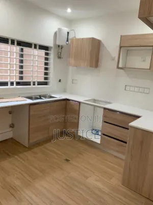 4bdrm Duplex in Kwabenya for sale