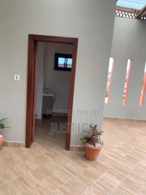 4bdrm Duplex in Kwabenya for sale