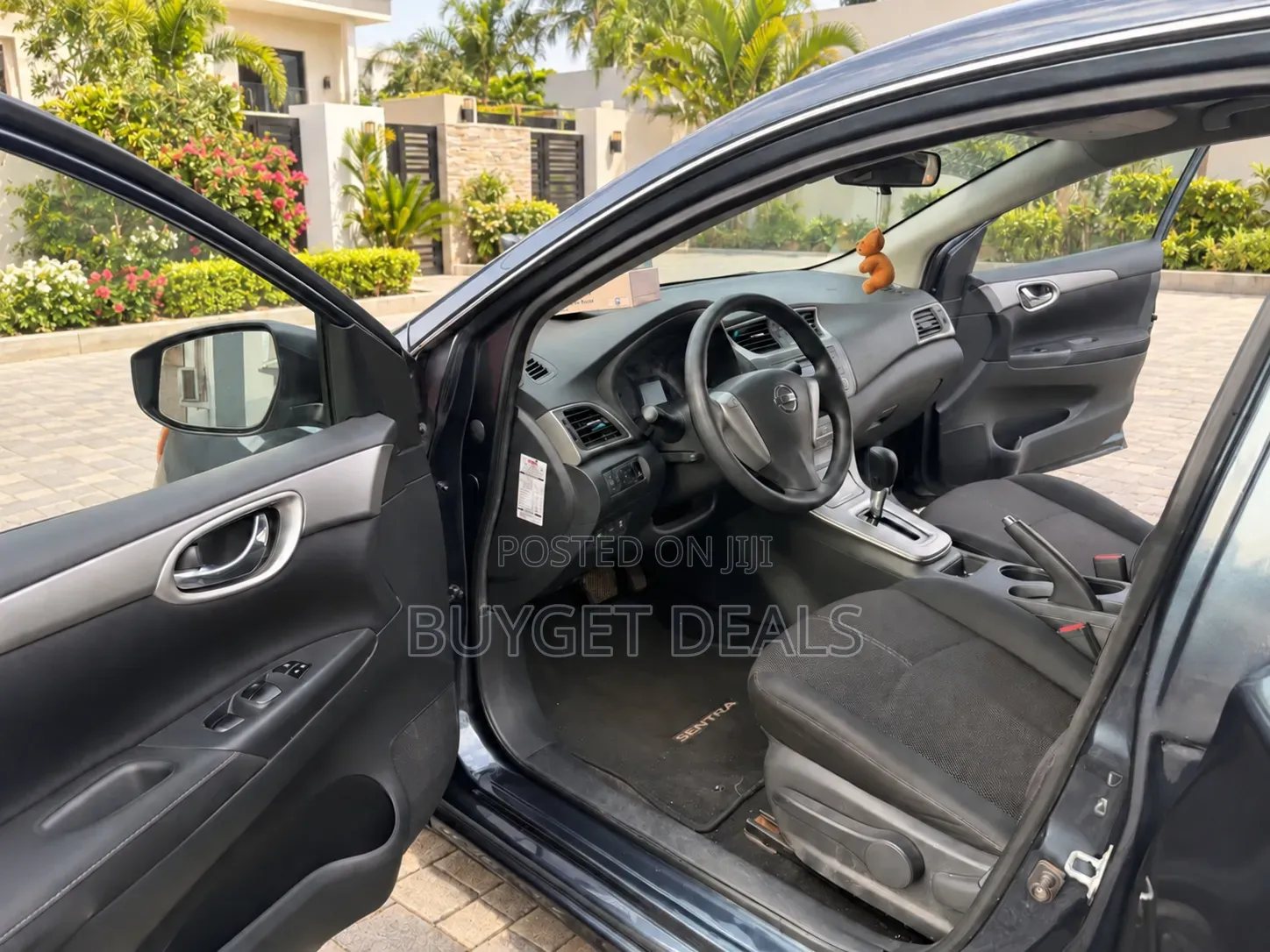 Nissan Sentra SV 4dr Sedan (1.8L 4cyl CVT) 2014 Black