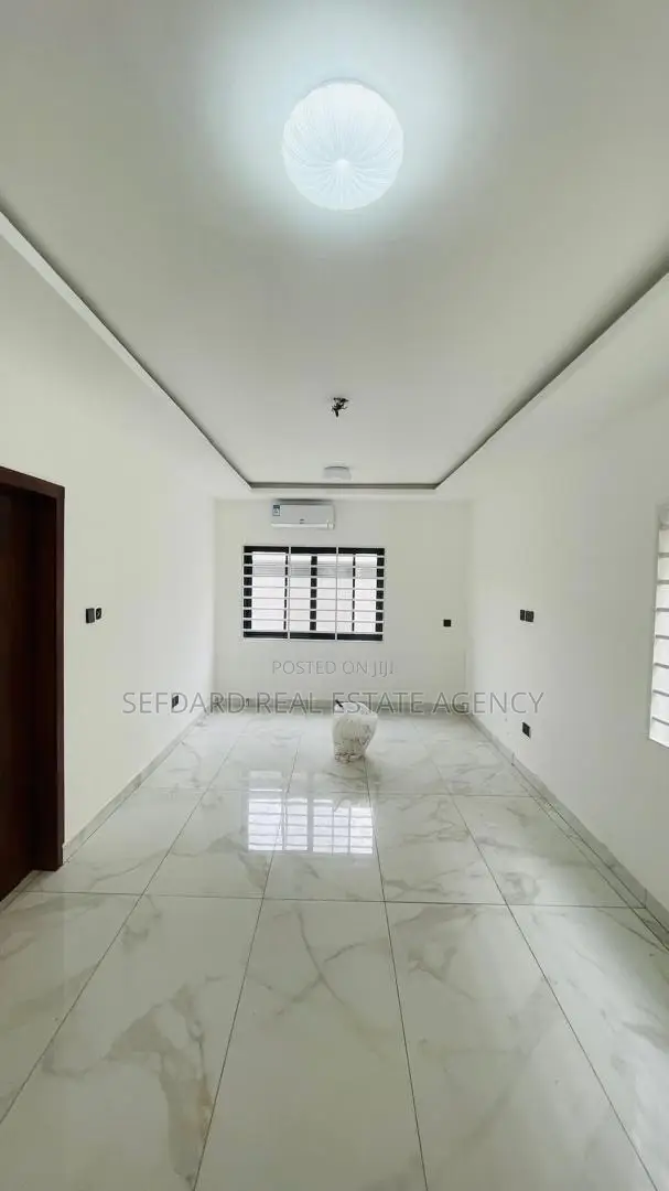 4bdrm House in Sefdard Properties, Ablekuma for sale